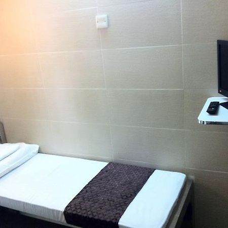 Osaka Guest House Tsim Sha Tsui  Bagian luar foto